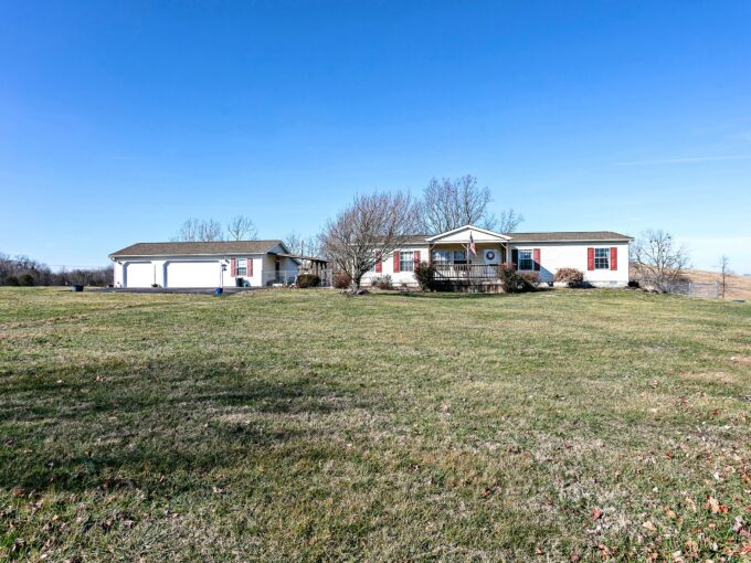 1448 Bradfordsville Road – Lebanon