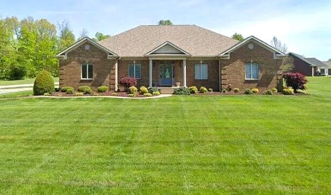 78 Field Crest Avenue – Lebanon