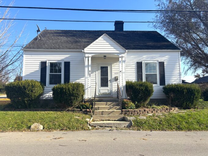 105 N. Locust Street – Springfield